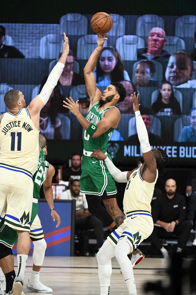 更是在巨大 更是在巨大